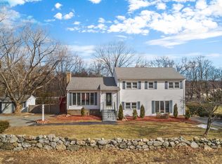 58 Old Rockingham Rd, Salem, NH 03079