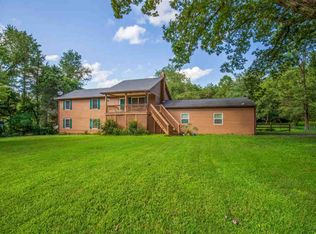 402 Greenwood Farms Rd, Barboursville, VA 22923