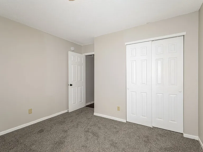 2174 Providence Dr — Photo 14