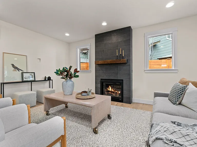 61662 SW Woodriver Dr — Photo 13
