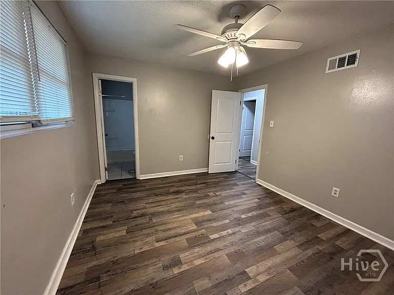 321 Sharondale Rd — Photo 23