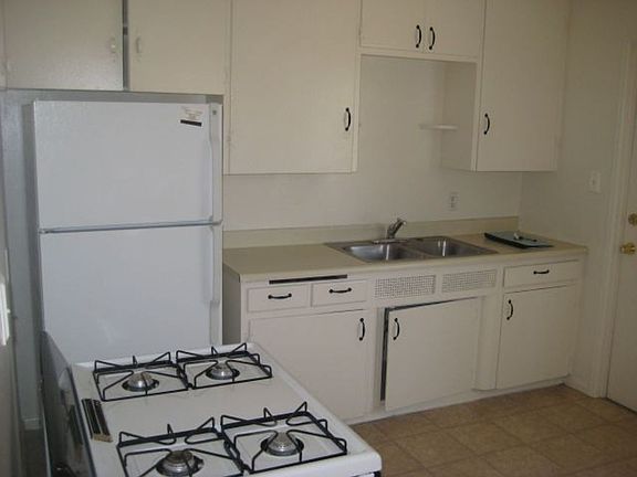 4th image of 6979-81 Amherst St #6979