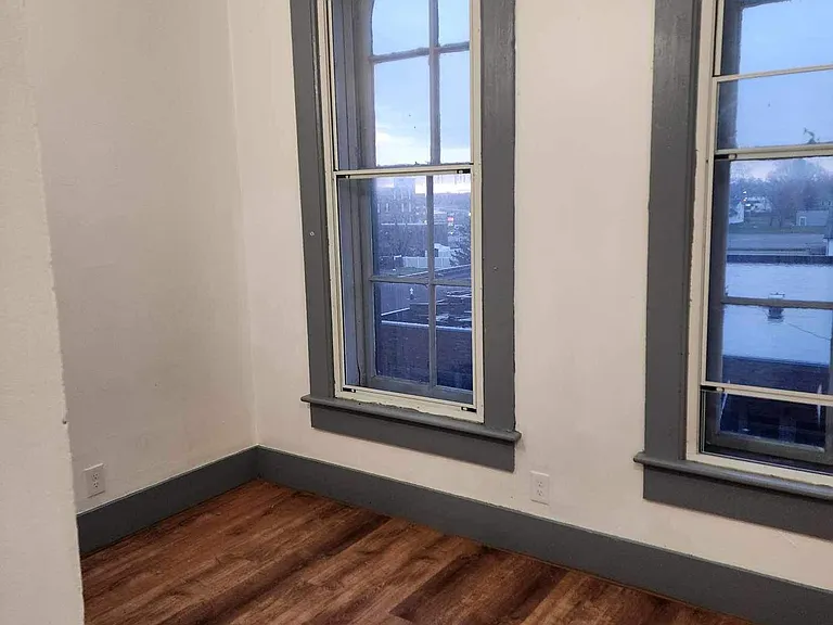 135 Central Ave #4 — Photo 6