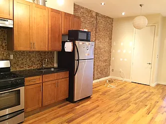 Rented by Lang Realty LLC