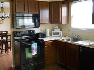 217 Willowbrook Dr, Sewell, NJ 08080