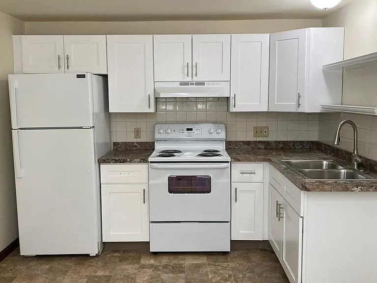 1069 Delaware Rd #2 — Photo 4