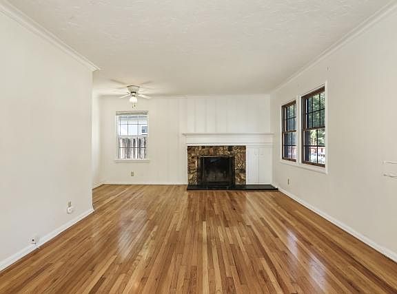 5th image of 22046 Galvez St