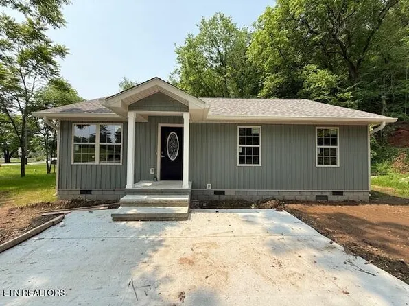 515 Hillcrest St, Clinton, TN 37716