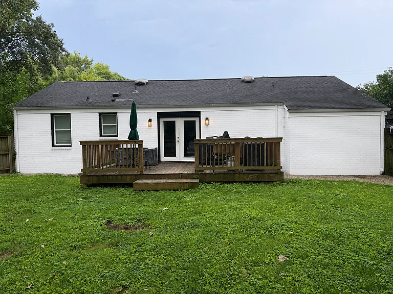 2201 Sandra Dr — Photo 24