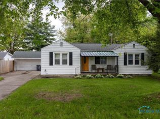 5027 Winona Dr, Toledo, OH 43613