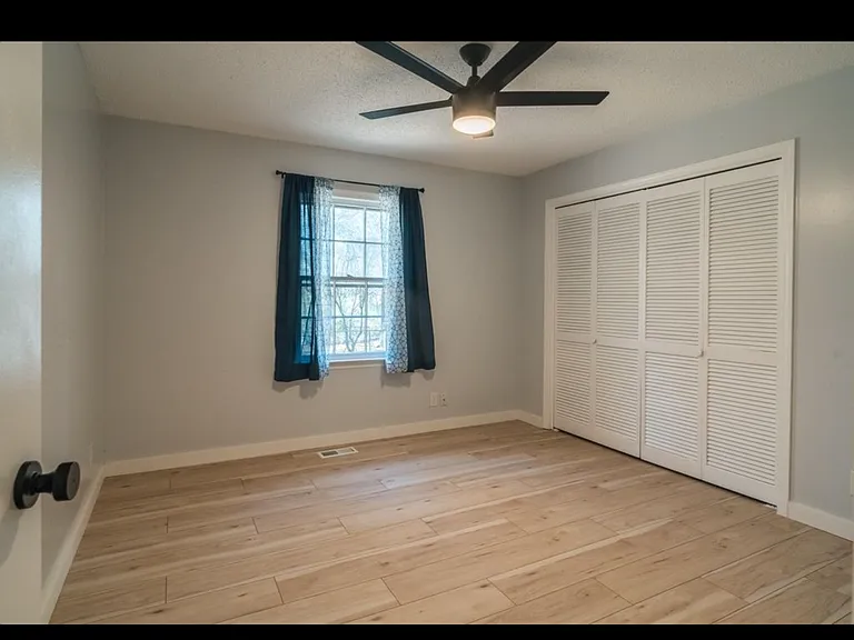 296 Monticello Pl — Photo 10