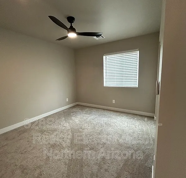 12217 Bliss Ave — Photo 11