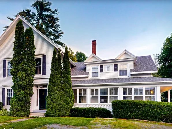 3 High St, Camden, ME 04843