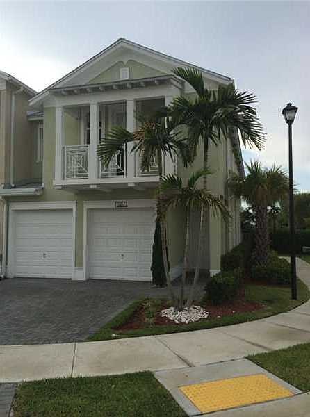 1st image of 11451 NW 75th Ln