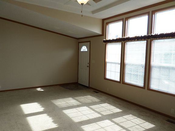 5th image of 4849 Othello Ln #514