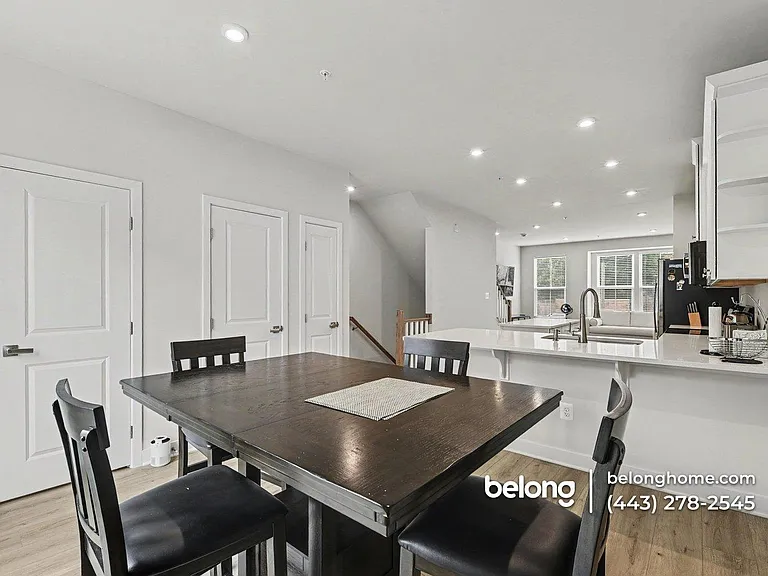 737 Lennox St — Photo 14