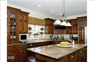 Spacious Kitchen