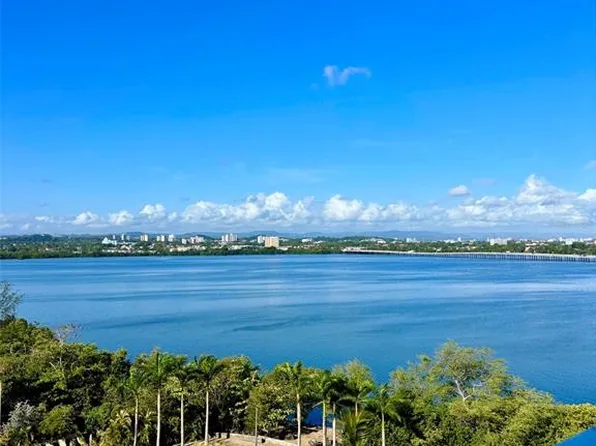 4 Avenida Laguna APT 9F, Carolina, PR 00979