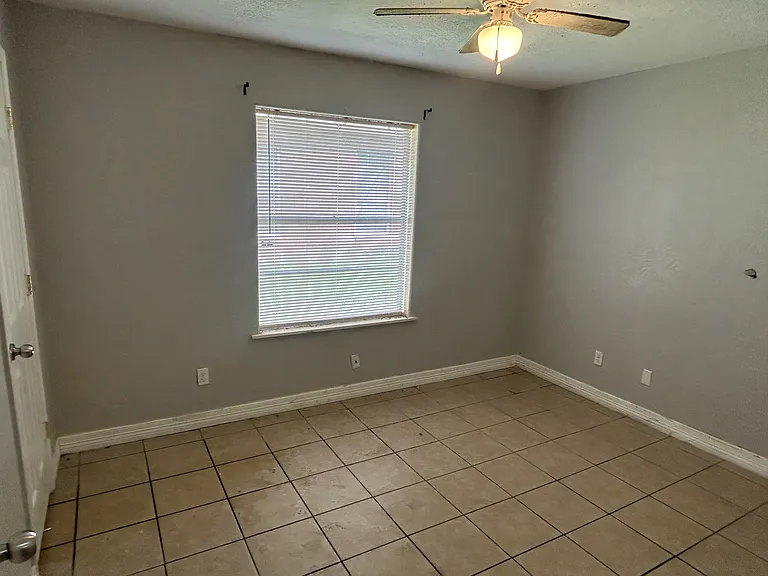 7330 Silverwood Ln — Photo 7