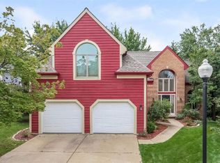 2021 Marra Dr, Ann Arbor, MI 48103