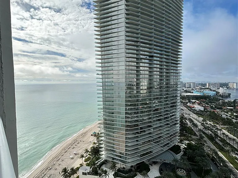 19111 Collins Ave #2807 — Photo 2