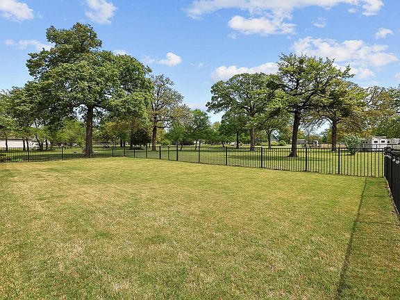 4th image of 5999 Ranch Estates Rd