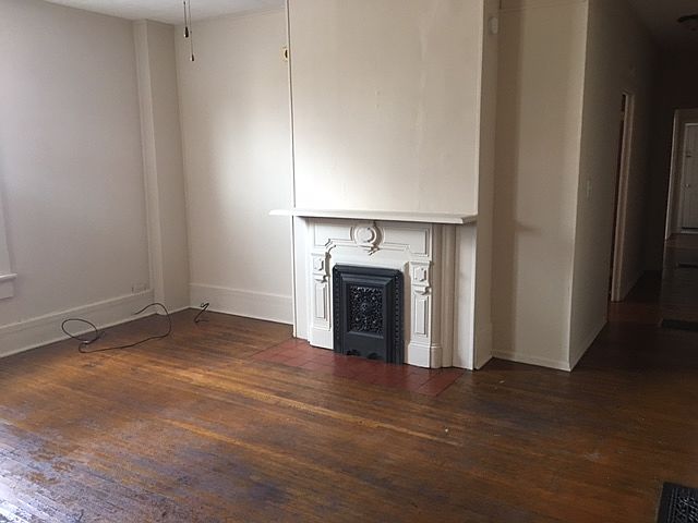 1st image of 918 S Center St #1
