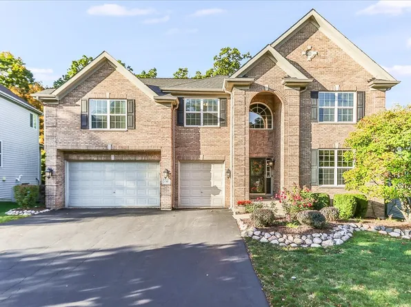 130 Regency Dr, Bartlett, IL 60103