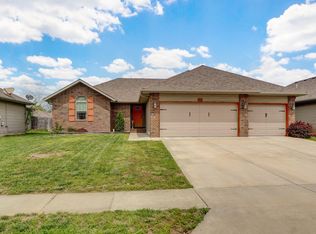 4565 W Greenridge St, Springfield, MO 65807