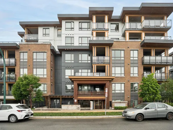 721 Anskar Ct #612, Coquitlam, BC V3J 0L4