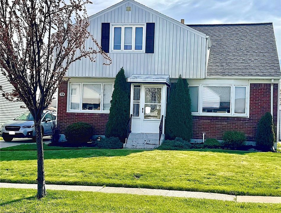 1st image of 29 N Ellwood Ave