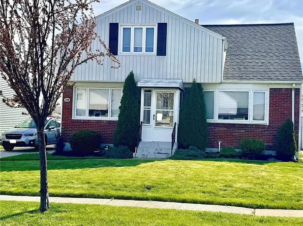 29 N Ellwood Ave, Buffalo, NY 14223