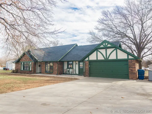17916 E 96th St N, Owasso, OK 74055