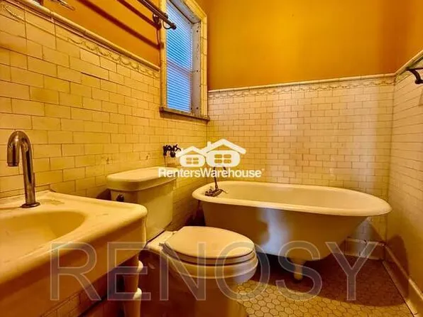 669 17th St #667, Des Moines, IA 50314