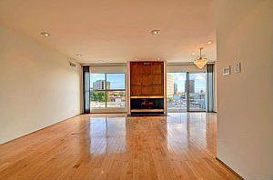 3rd image of 11656 Montana Ave APT 310