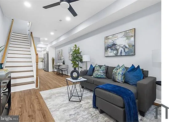 3 bed, $3,200 — Photo 3