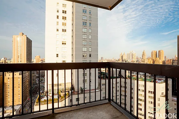 Rented by Mirador Real Estate | media 2