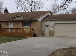 46075 Heydenreich Rd, Macomb, MI 48044