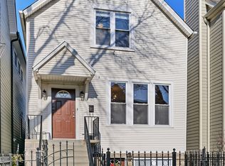 1830 W Melrose St #2, Chicago, IL 60657