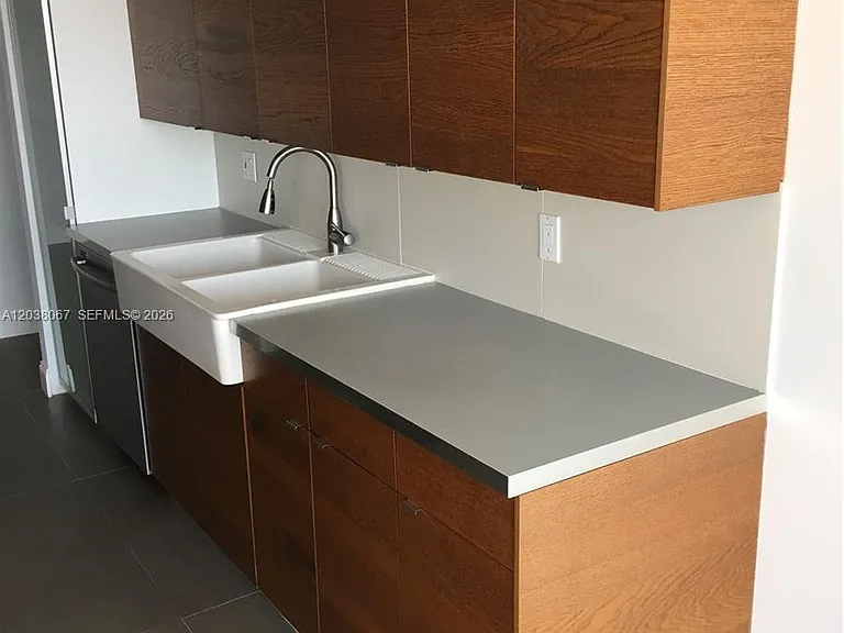 3640 Yacht Club Dr #1609 — Photo 6
