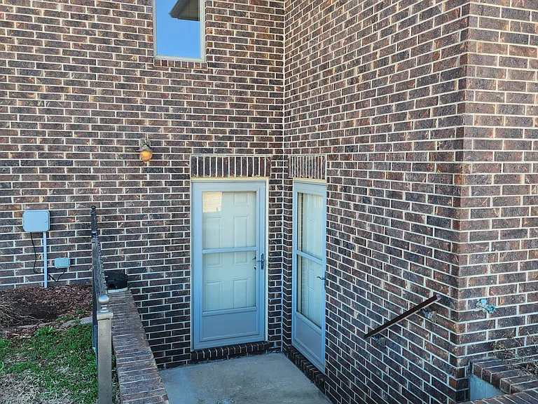 5200 W 103rd St S — Photo 16