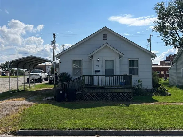 121 N Wentz St, Montgomery City, MO 63361