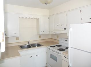 1402 Willamet Rd, Dayton, OH 45429