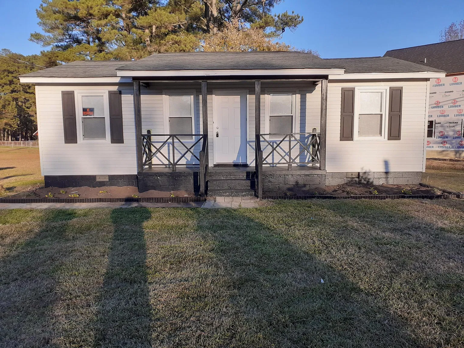 2 bed, 900 sqft, $1,600 — Photo 2
