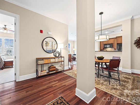 4th image of 5425 Closeburn Rd APT 214