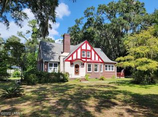 2417 Pine Haven St, Beaufort, SC 29902