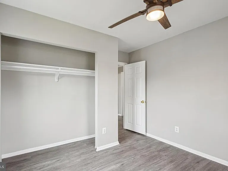 9490 Mooregate Ct — Photo 27