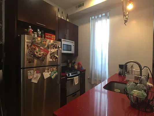 Rented by EXR | media 9