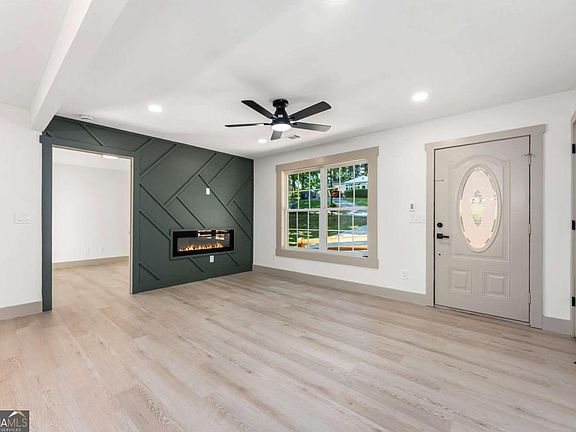 4th image of 4005 Knightsbridge Rd NW