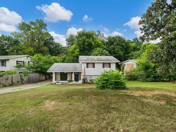 3121 Bellanca St, Columbus, GA 31909